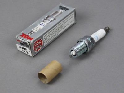 Свеча зажигания NGK IFR6L-11 для квадроцикла Honda TRX 680 98079-5517U