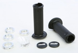 Ручки ( гриппы ) руля квадроцикла J31RFB-R   206-1246  J31RFB-S   206-1244 Чёрные