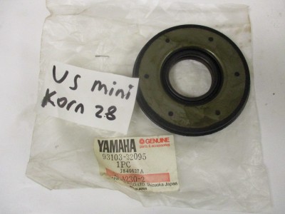 Сальник коленвала задний со стороны вариатора Yamaha VK 540  II III IV V 88+ 93103-32095-00