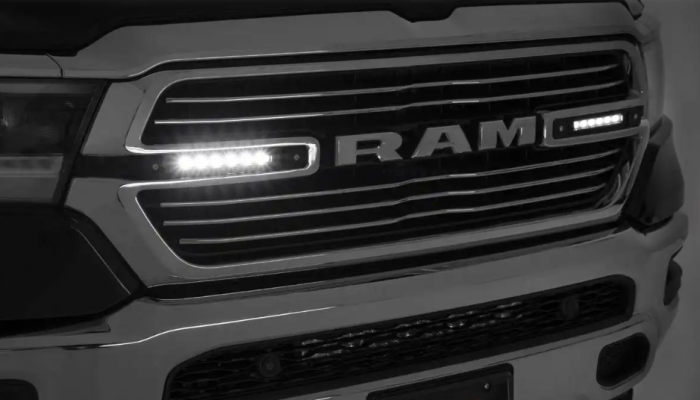 Комплект светодиодных фар в решетку радиатора RAM 1500 Rough Country 70783