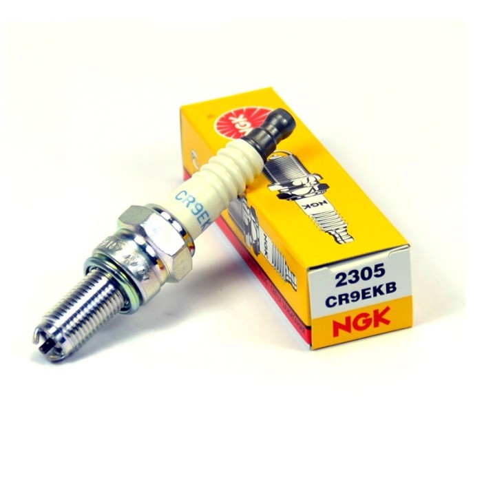 Свеча зажигания NGK CR9EKB NGK-CR9EK-B0-00 CR9-EKB00-00-00 92070-0050